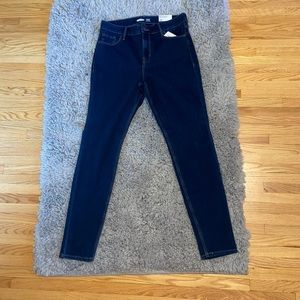 Old navy rockstar jeans